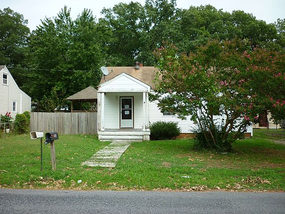 2nd image of 5017 Caldwell Ave