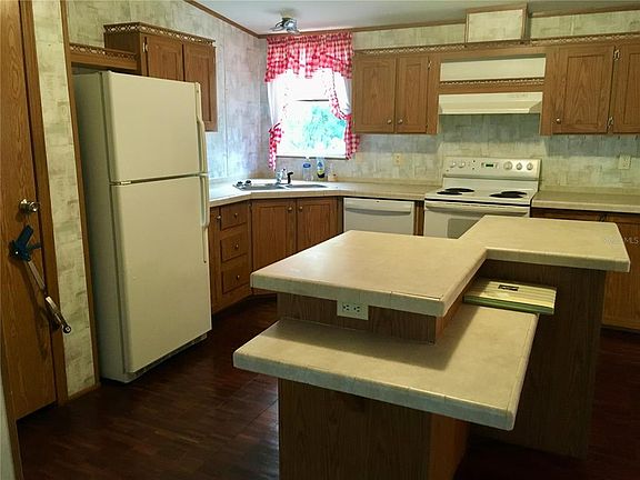 5th image of 5990 NE 101ST AVE