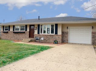 1435 Price St, Ottawa, IL 61350