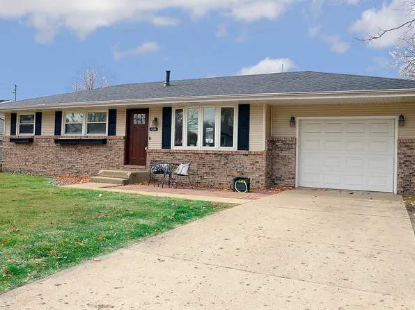 1435 Price St, Ottawa, IL 61350