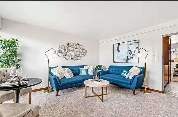 3151 Alki Ave SW — Photo 3