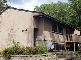 1628 Cumberland, Saint Paul, MN 55117