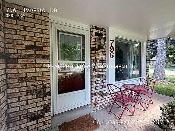 2nd image of 796 E Imperial Dr
