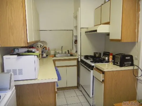 68-30 Burns Street image 1 of 8