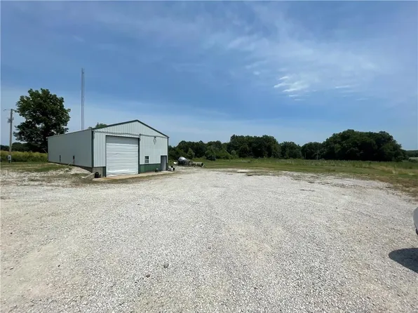 115 NE 771st Rd, Knob Noster, MO 65336