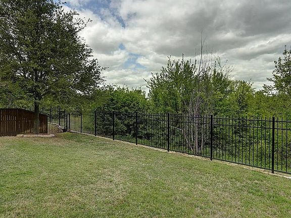 4th image of 1100 Hall Meadow Ln