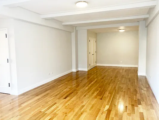 Rented by Stonehenge NYC LLC | media 2