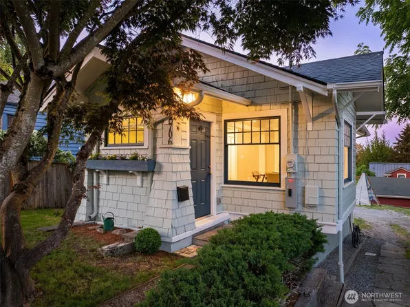 5706 35th Ave NE, Seattle, WA 98105