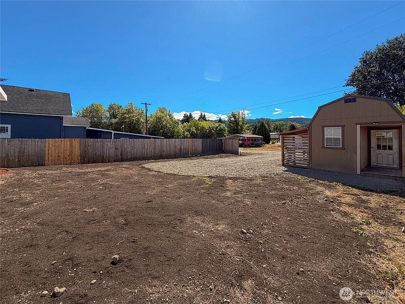 2nd image of 713 B Street