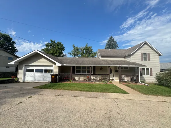 405 S Carroll St, Mount Carroll, IL 61053