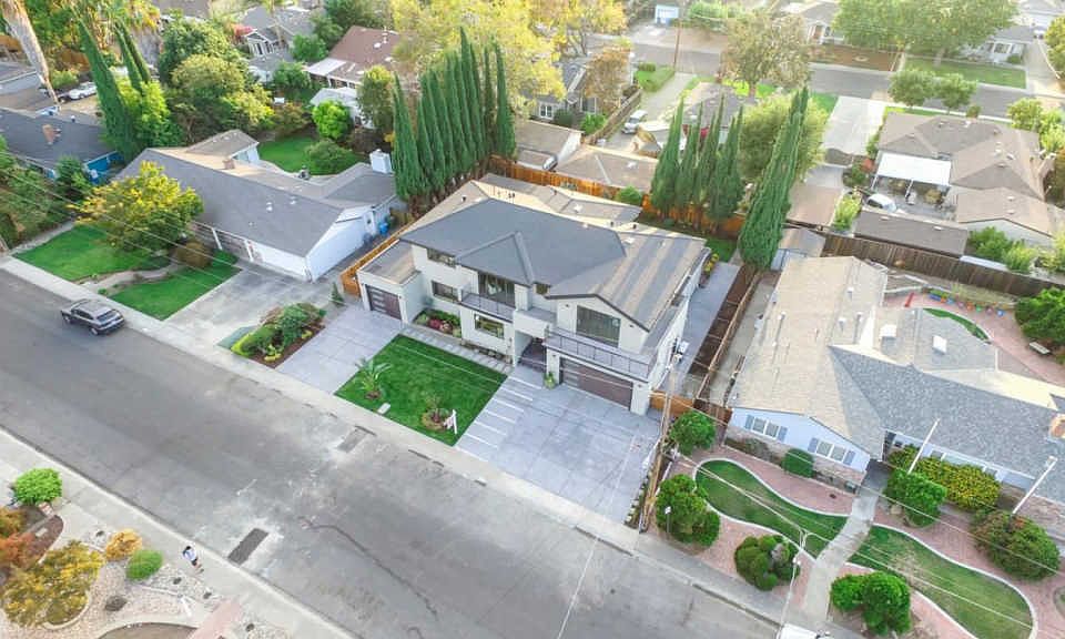 1st image of 415 Maplewood Ave