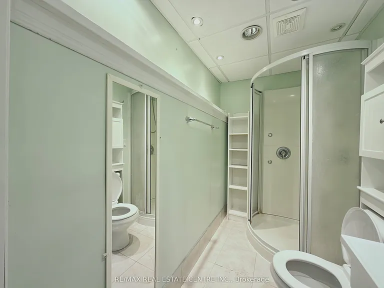 628 Main St E — Photo 12