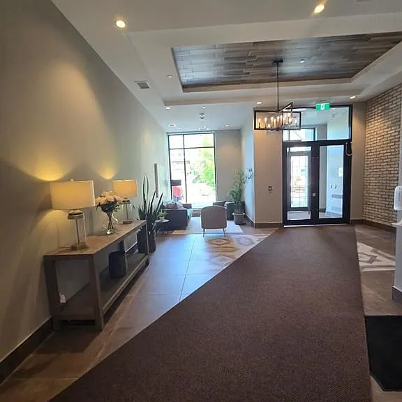 60 Springhurst Ave #313 — Photo 30
