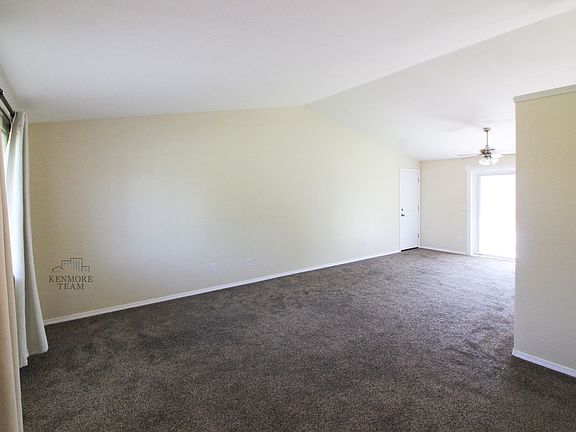 4th image of 4731 Hibiscus St