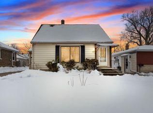 3513 S 48th St, Greenfield, WI 53220