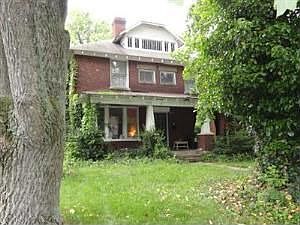 2nd image of 439 Marquis Ave