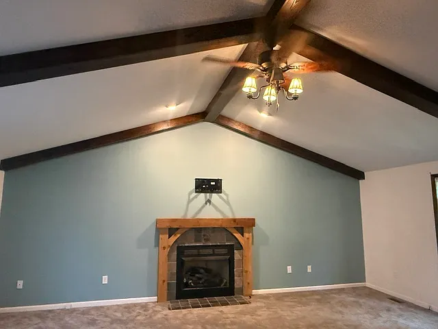 3 bed, 1892 sqft, $2,000 — Photo 3