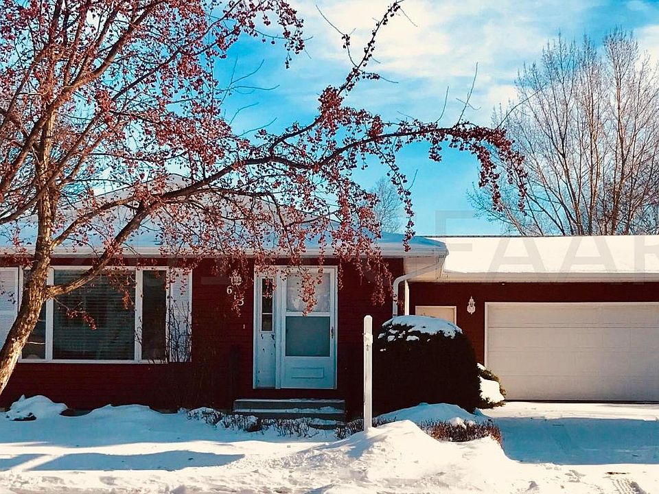 1st image of 613 Plain Hills Dr