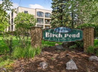 20 Windsor Ln APT 213A, New Brighton, MN 55112