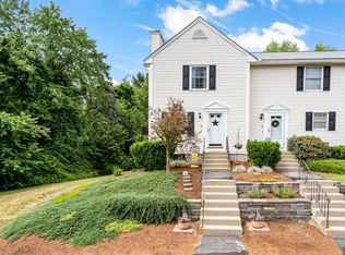 64 Brook Hollow Way, Manchester, NH 03103