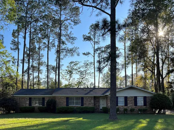 1902 Rich St, Bainbridge, GA 39819