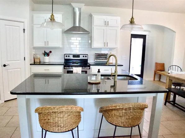 8405 NW 142nd St, Oklahoma City, OK 73142