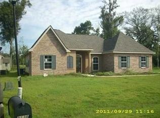 21381 Lake Pontchartrain Dr, Ponchatoula, LA 70454