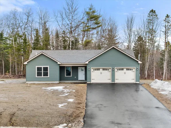 678 Streamside Avenue, Hermon, ME 04401