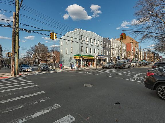 2nd image of 25-01 Astoria Blvd #1