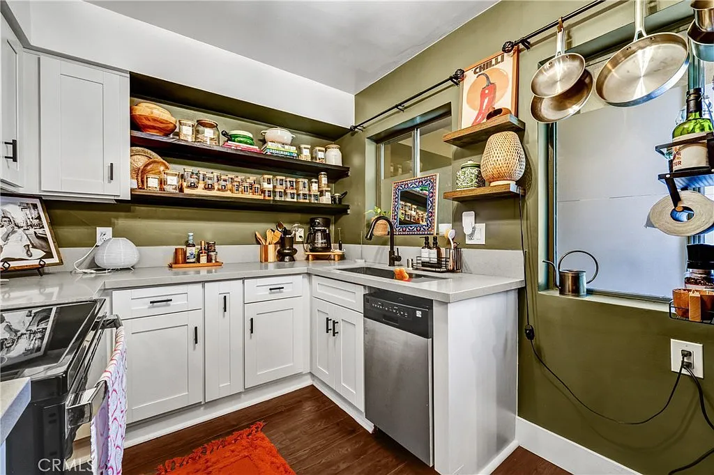 1 bed, 720 sqft, $3,500 — Photo 4