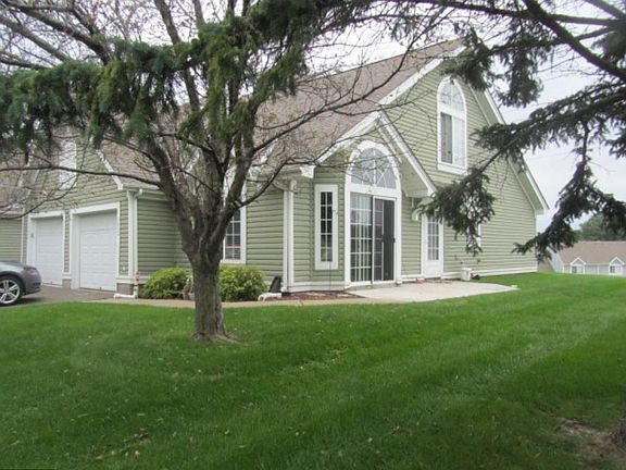 4th image of 2452 Cochrane Cir