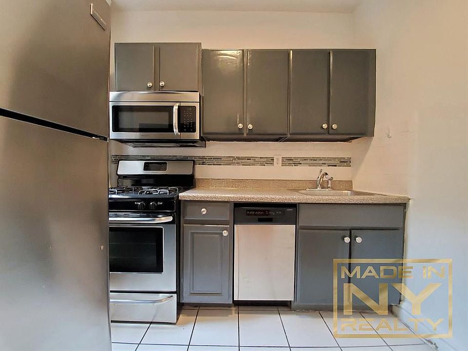 1st image of 25-23 31st Ave APT B15