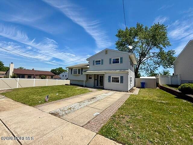 1st image of 5 Sussex Ct