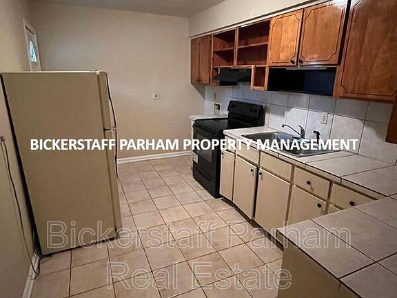 4th image of 621 Hughes St APT 14