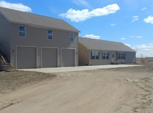 14024 Prairie Ln, Williston, ND 58801