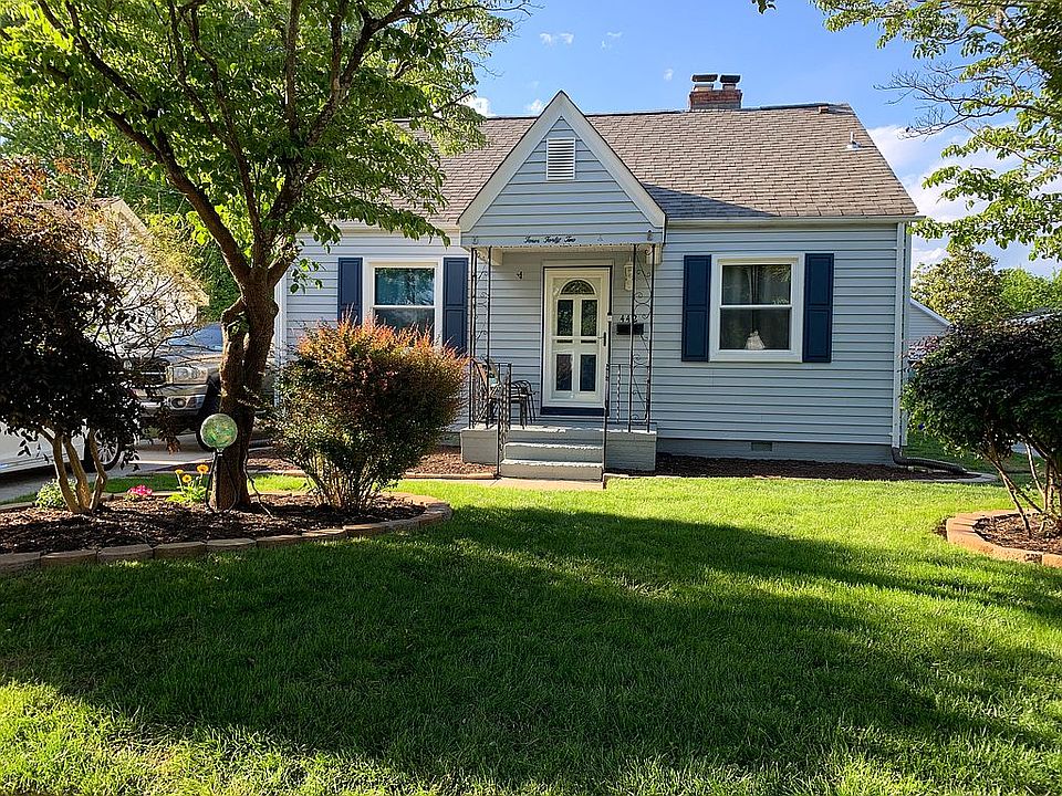 1st image of 442 Woodford St