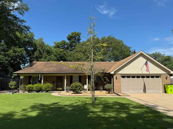 1012 S Leslie St, Stuttgart, AR 72160