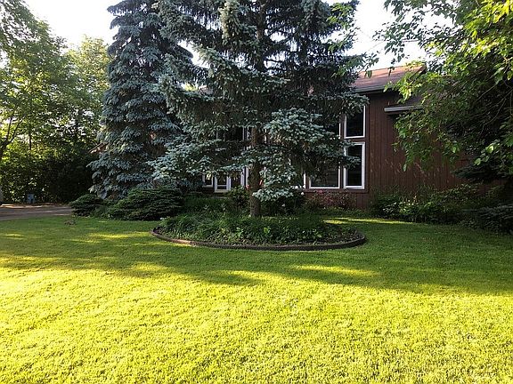 2nd image of 24410 Greenwich Ln