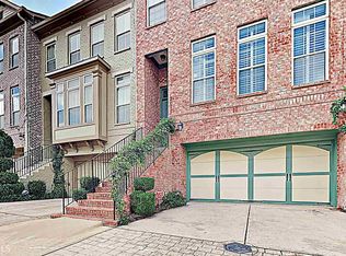 2071 Callaway Ct NW, Atlanta, GA 30318