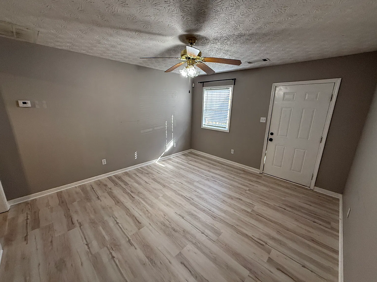 10196 Stone St NW — Photo 2