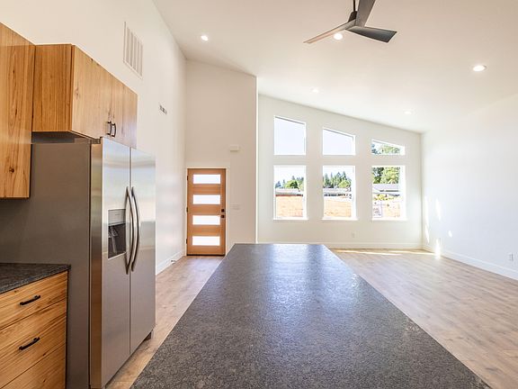 5th image of 417 Rilynn Ln
