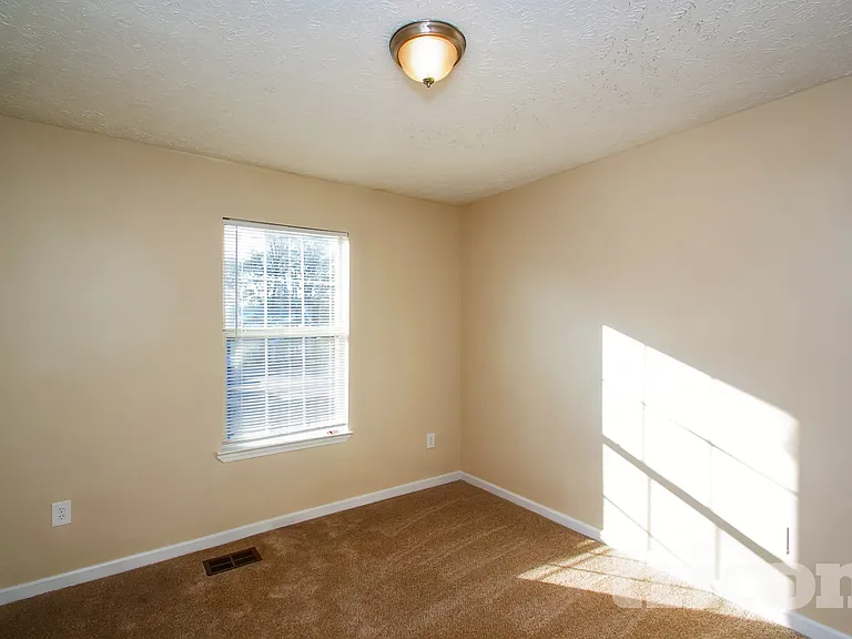 5020 Millers Gln — Photo 13
