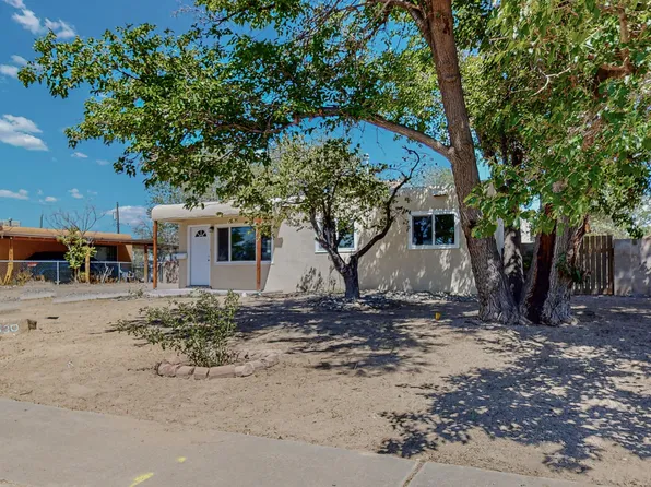 530 Texas St SE, Albuquerque, NM 87108