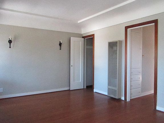 5th image of 359 Park Ave