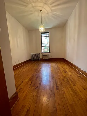 Rented by Compass | media 4