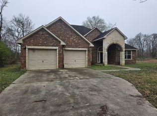936 County Road 4923, Dayton, TX 77535