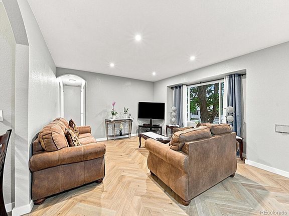 4th image of 8671 Hopkins Drive