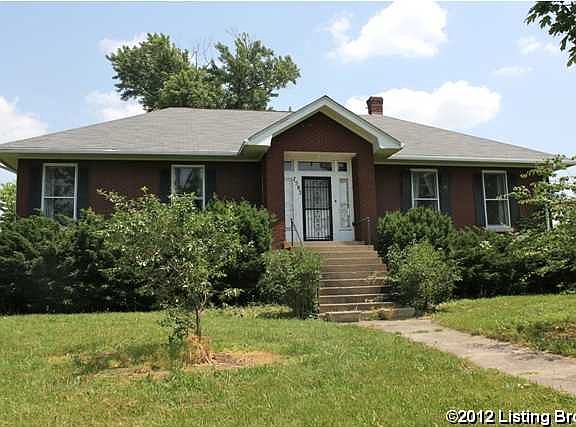 2nd image of 7583 Eminence Pike
