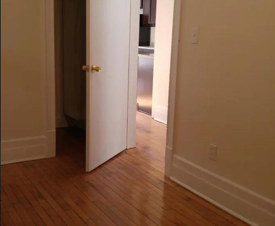1st image of 1418 W Superior St #2R