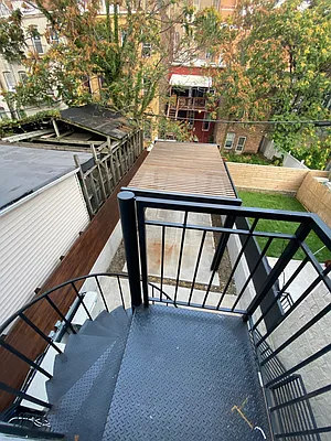 Rented by Nooklyn NYC LLC | media 45